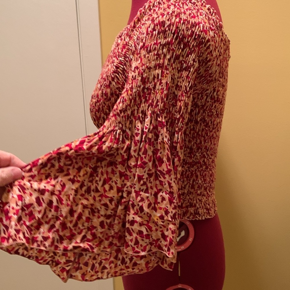 Poupette St. Barth Red Floral Smocked Blouse - Picture 7 of 13
